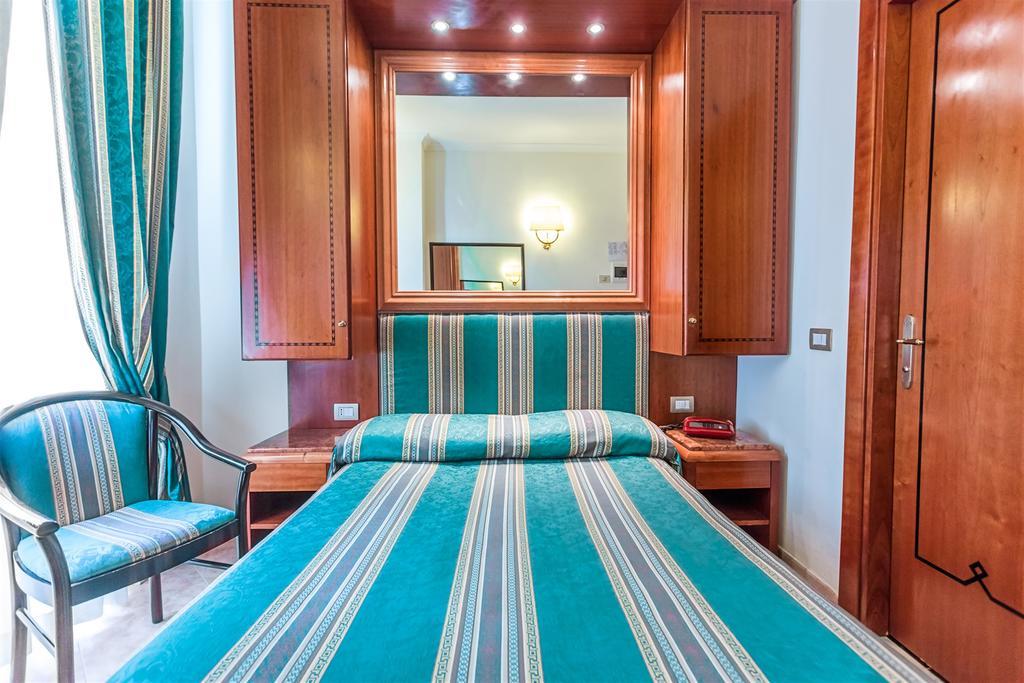 Raeli Hotel Siracusa Roma Ngoại thất bức ảnh