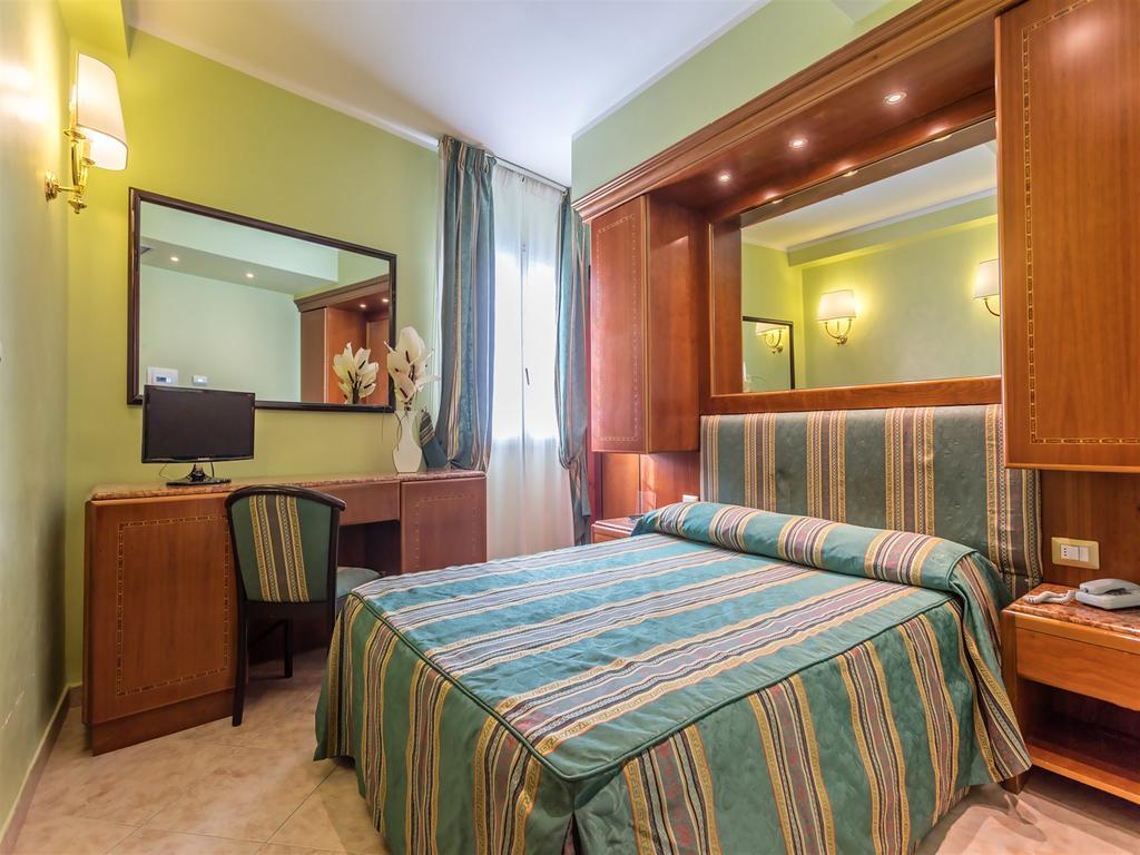 Raeli Hotel Siracusa Roma Ngoại thất bức ảnh