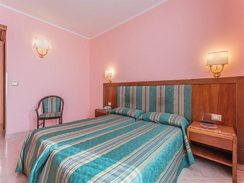 Raeli Hotel Siracusa Roma Ngoại thất bức ảnh