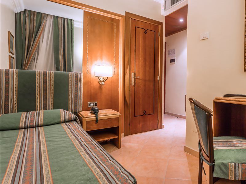 Raeli Hotel Siracusa Roma Ngoại thất bức ảnh