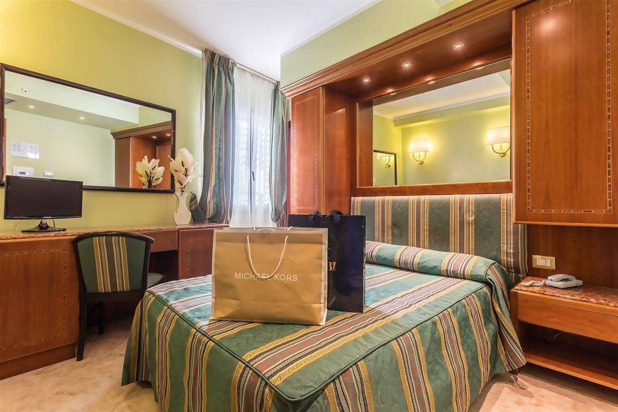 Raeli Hotel Siracusa Roma Ngoại thất bức ảnh