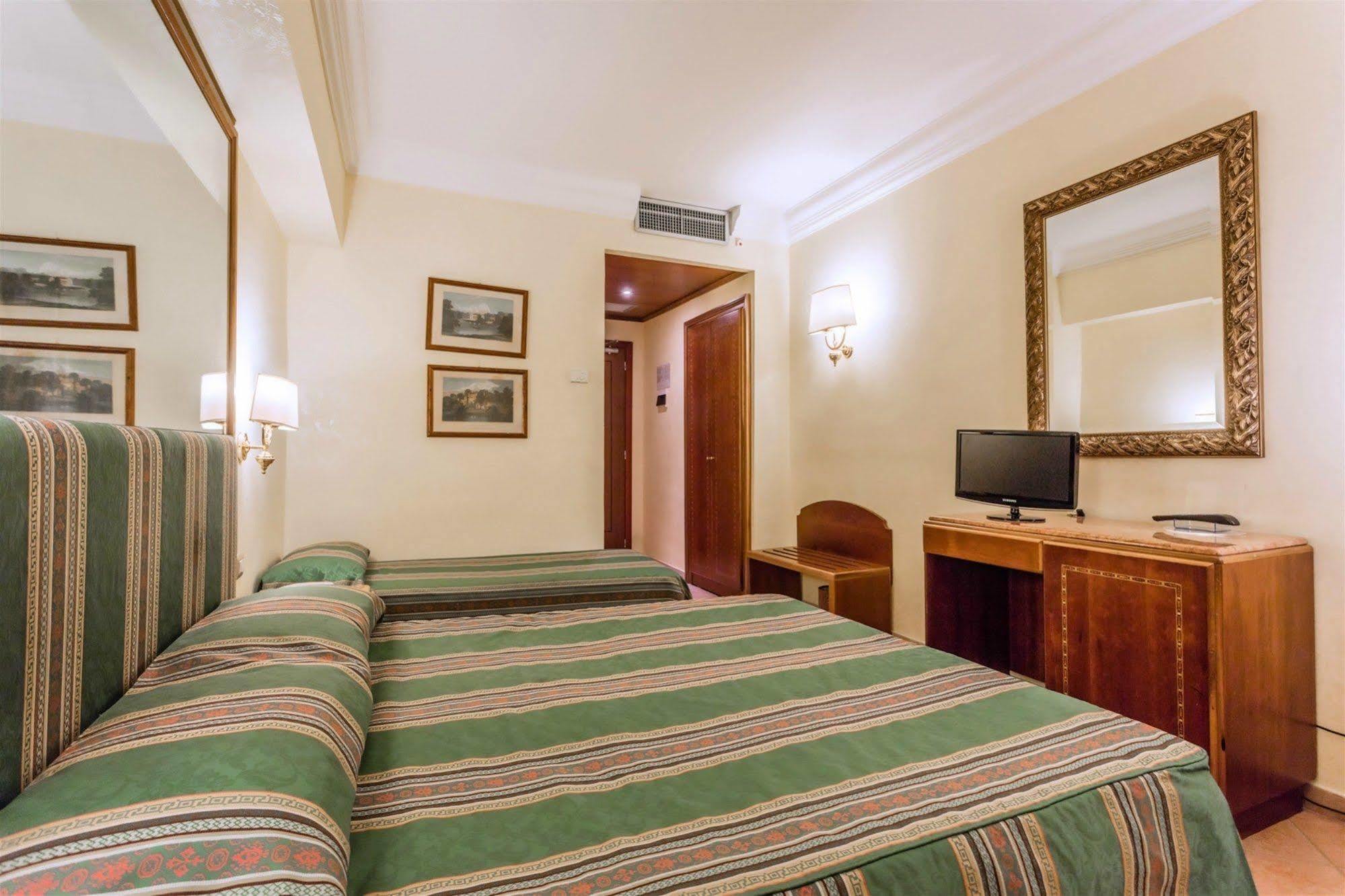 Raeli Hotel Siracusa Roma Ngoại thất bức ảnh